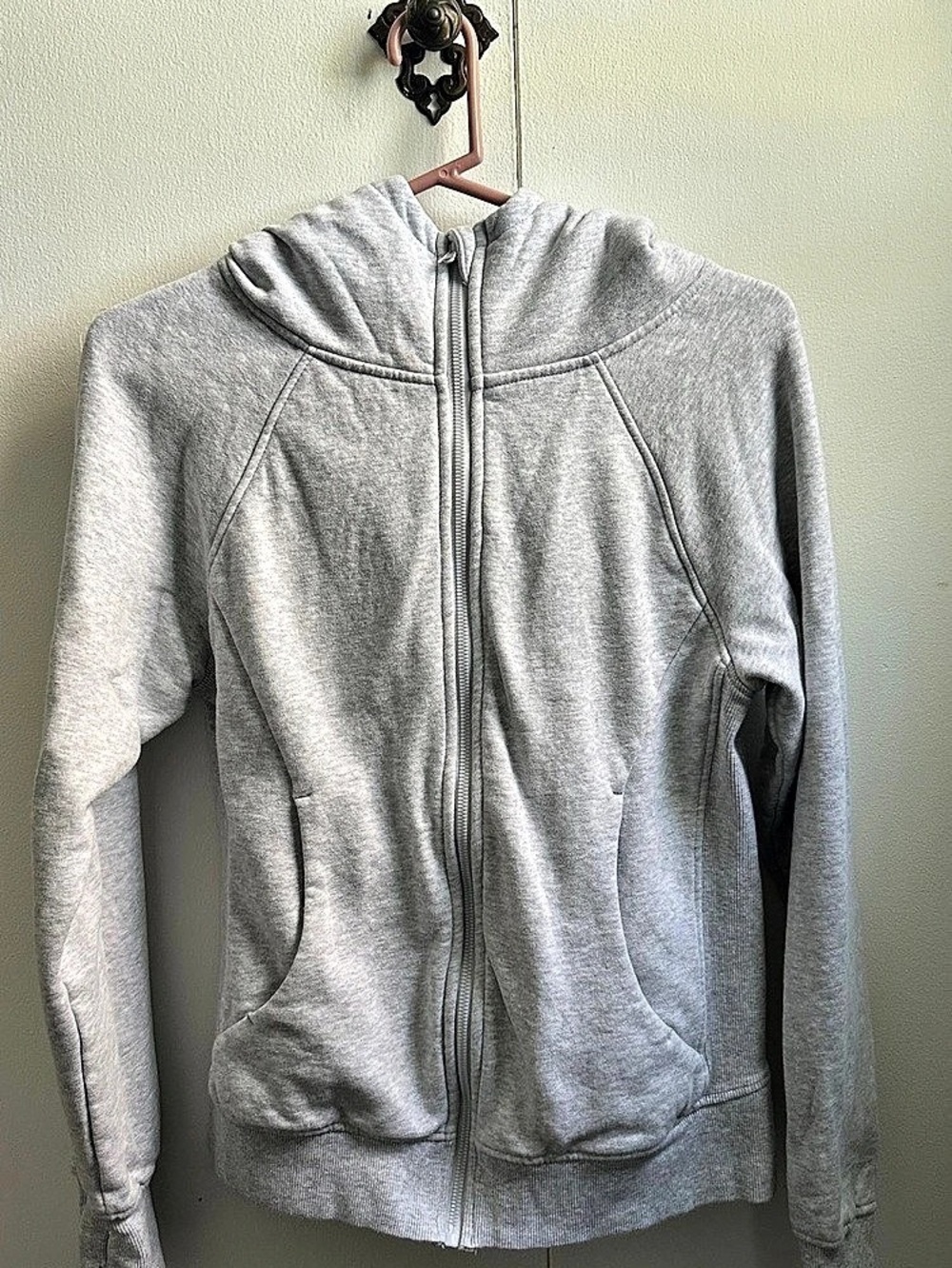 Savvi Gray Zip-Up Hoodie Size Large Like New